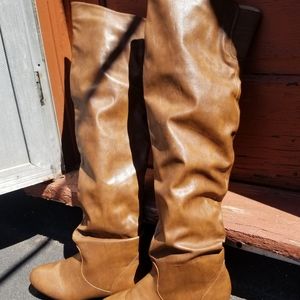 Slouch knee high boot....NO HEAL! All day wear